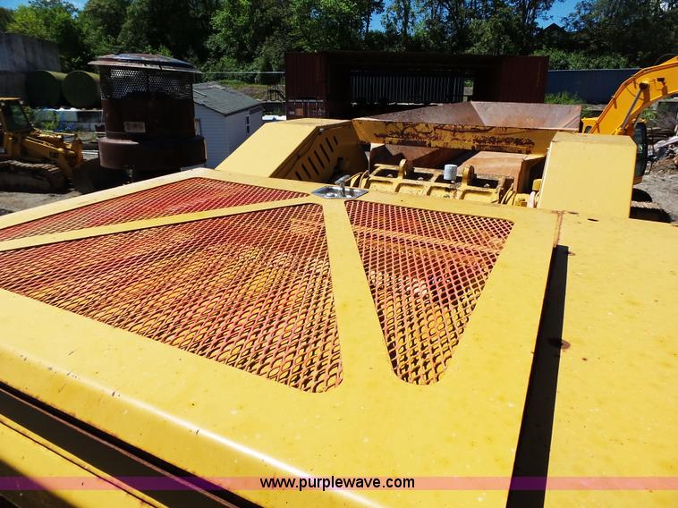 image for item K1373 2006 CEC GII jaw crusher