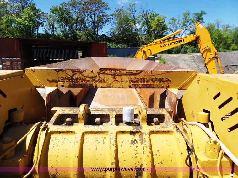 image for item K1373 2006 CEC GII jaw crusher
