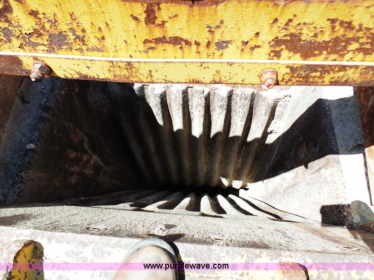 image for item K1373 2006 CEC GII jaw crusher