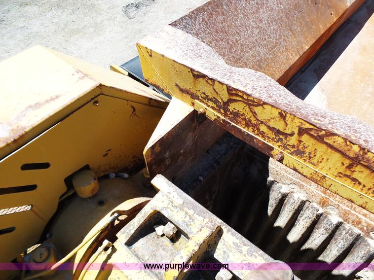 image for item K1373 2006 CEC GII jaw crusher
