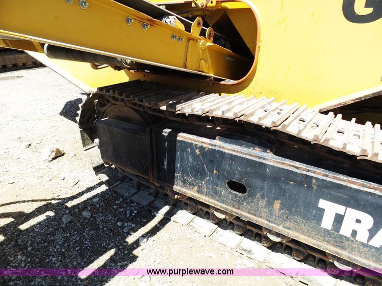 image for item K1373 2006 CEC GII jaw crusher