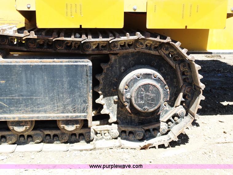 image for item K1373 2006 CEC GII jaw crusher