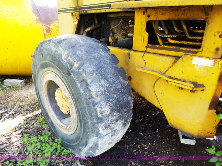 image for item K1376 1968 Fiat-Allis 645 wheel loader