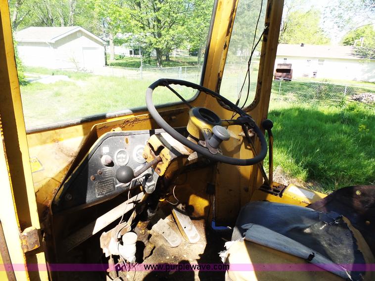 image for item K1376 1968 Fiat-Allis 645 wheel loader