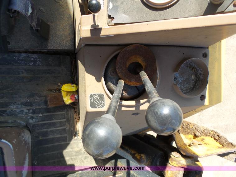 image for item K1378 John Deere 300D backhoe