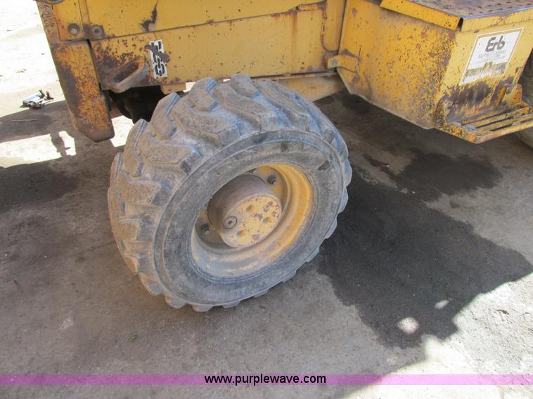 image for item K1378 John Deere 300D backhoe