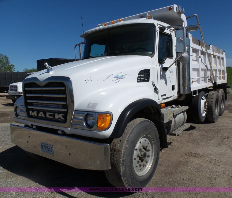 image for item K1388 2003 Mack CV713 Granite dump truck
