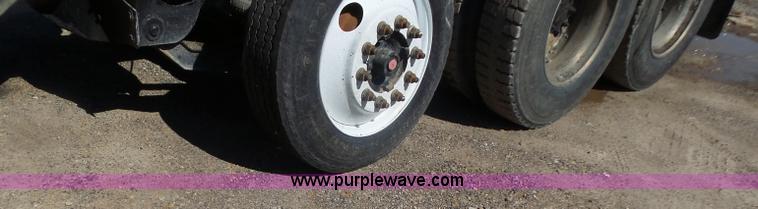 image for item K1388 2003 Mack CV713 Granite dump truck