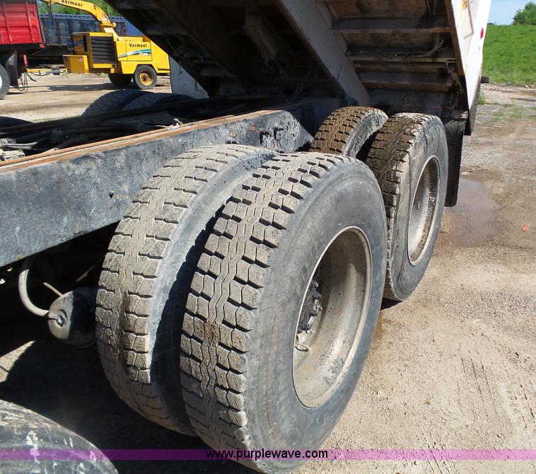 image for item K1388 2003 Mack CV713 Granite dump truck