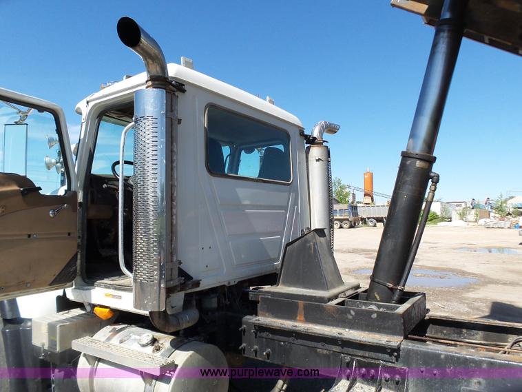 image for item K1388 2003 Mack CV713 Granite dump truck