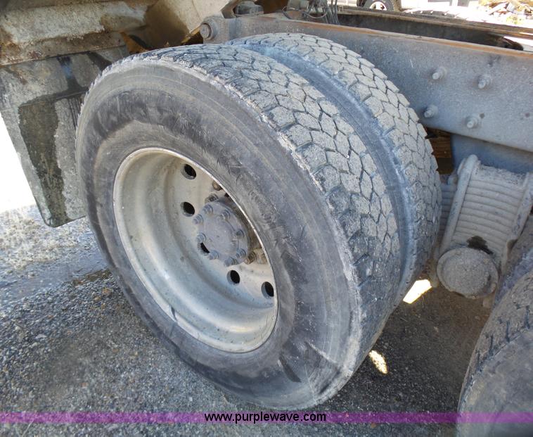 image for item K1388 2003 Mack CV713 Granite dump truck