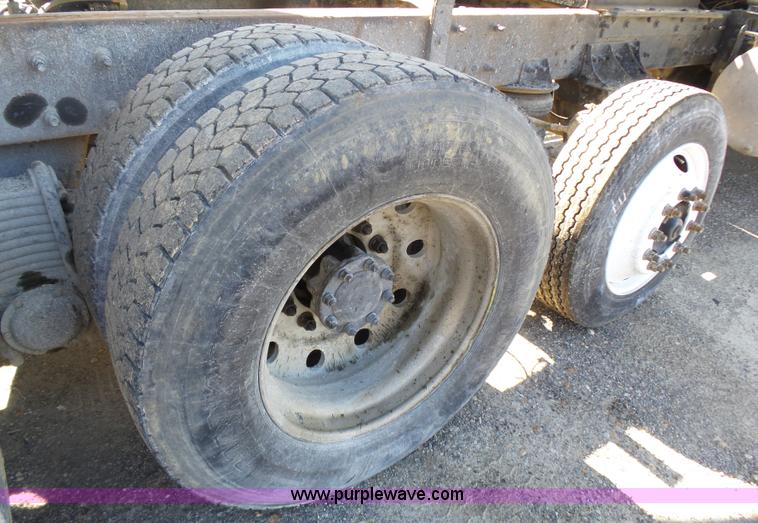 image for item K1388 2003 Mack CV713 Granite dump truck