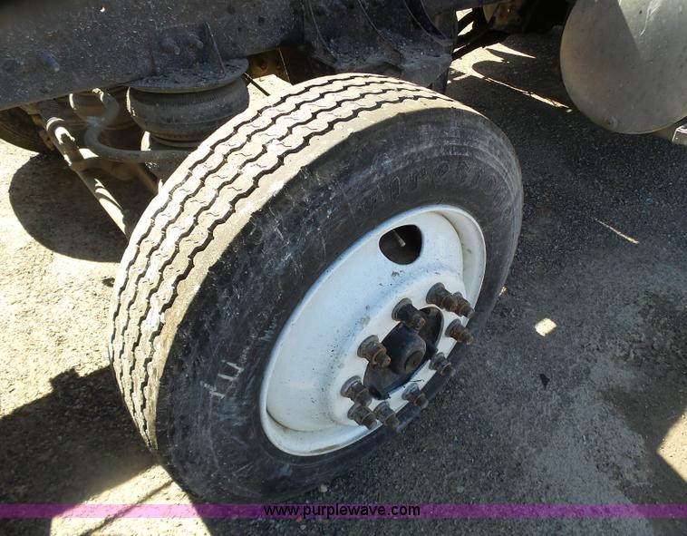 image for item K1388 2003 Mack CV713 Granite dump truck