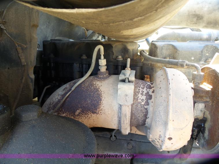 image for item K1388 2003 Mack CV713 Granite dump truck