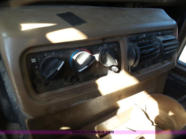 image for item K1388 2003 Mack CV713 Granite dump truck