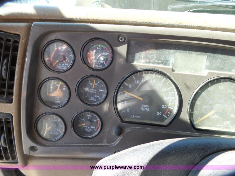 image for item K1388 2003 Mack CV713 Granite dump truck