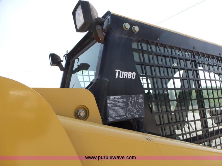 image for item K2248 2005 Caterpillar 267B Turbo skid steer