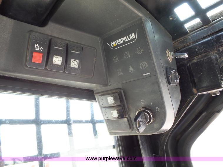 image for item K2248 2005 Caterpillar 267B Turbo skid steer