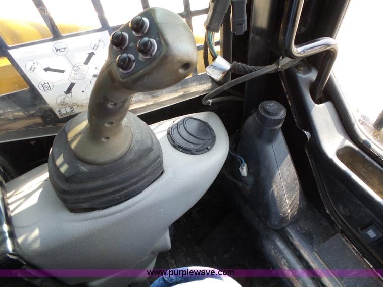 image for item K2248 2005 Caterpillar 267B Turbo skid steer