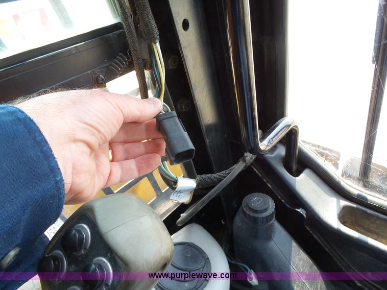 image for item K2248 2005 Caterpillar 267B Turbo skid steer