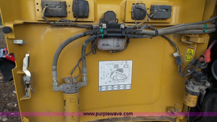 image for item K4186 2009 Caterpillar 279C skid steer