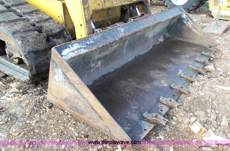 image for item K4186 2009 Caterpillar 279C skid steer
