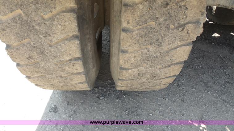 image for item K4507 1993 Mack CH613 semi truck