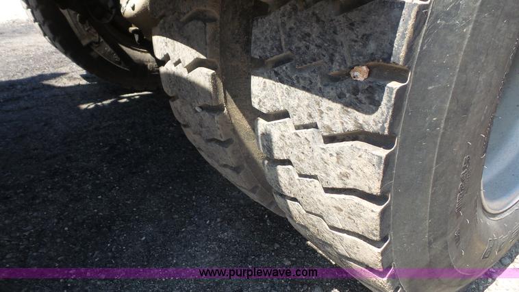 image for item K4507 1993 Mack CH613 semi truck