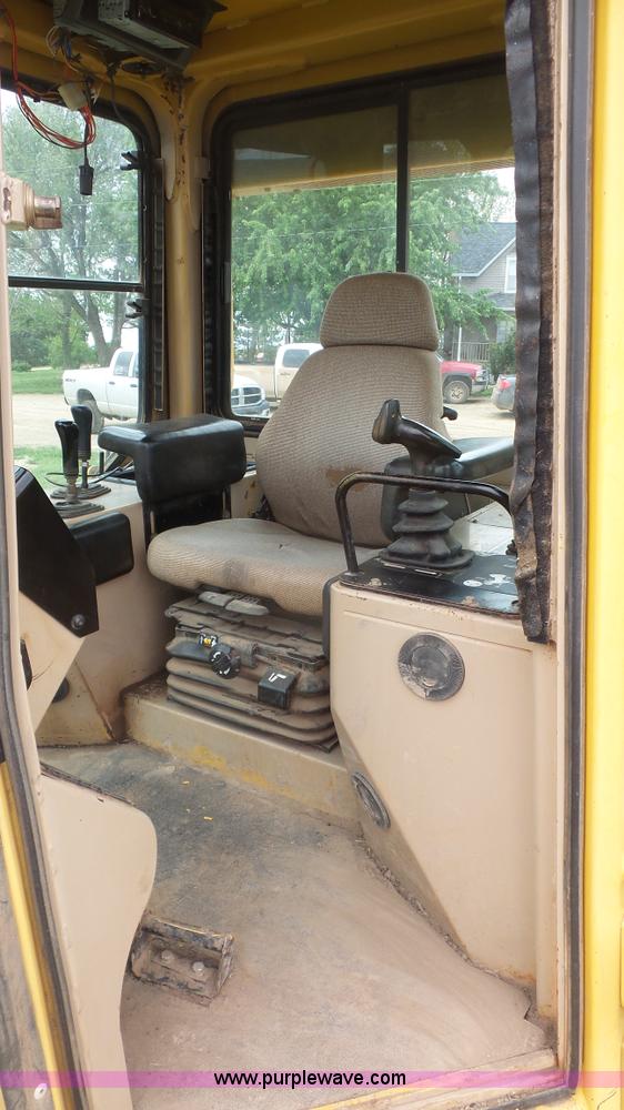 image for item K4515 1999 John Deere 850C WT Series I dozer