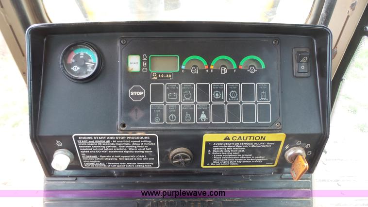 image for item K4515 1999 John Deere 850C WT Series I dozer