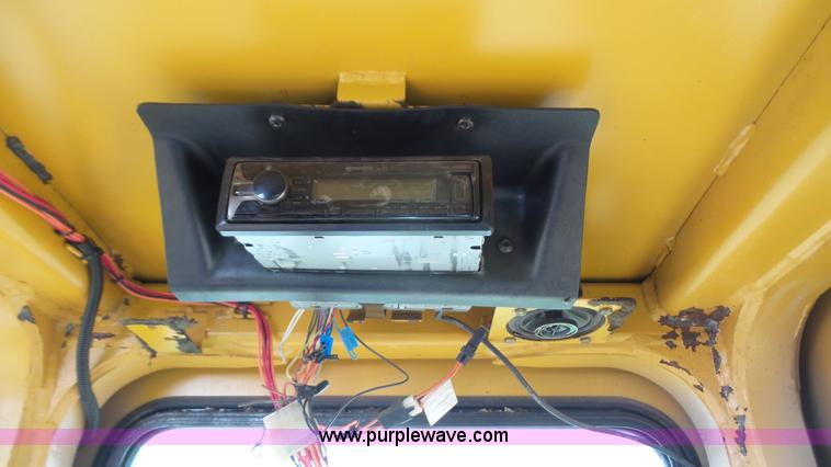 image for item K4515 1999 John Deere 850C WT Series I dozer