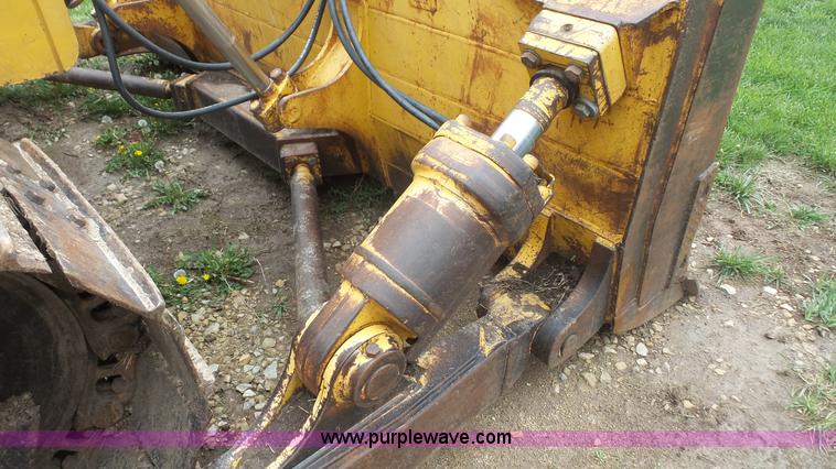 image for item K4515 1999 John Deere 850C WT Series I dozer