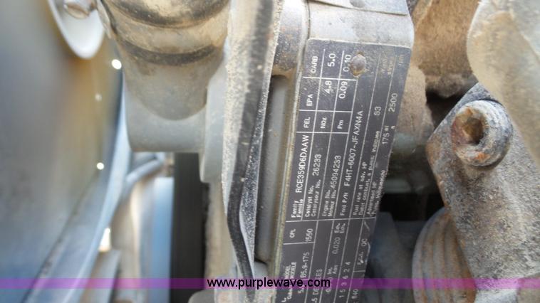 image for item K4522 1995 Ford F800 tank truck