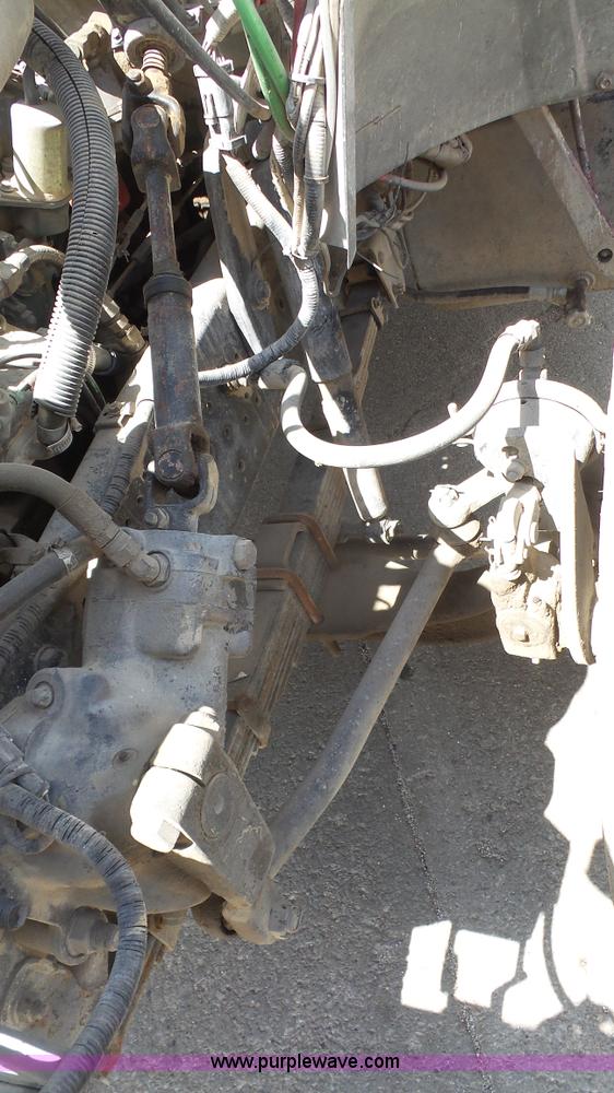 image for item K4522 1995 Ford F800 tank truck