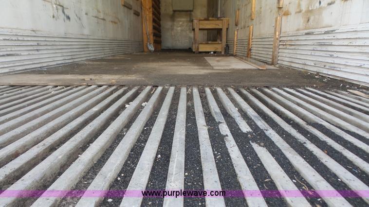 image for item K4524 1979 Fruehauf FB9-F2-42-6-ST dry van trailer