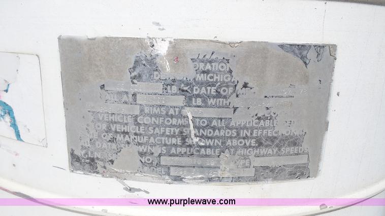 image for item K4524 1979 Fruehauf FB9-F2-42-6-ST dry van trailer