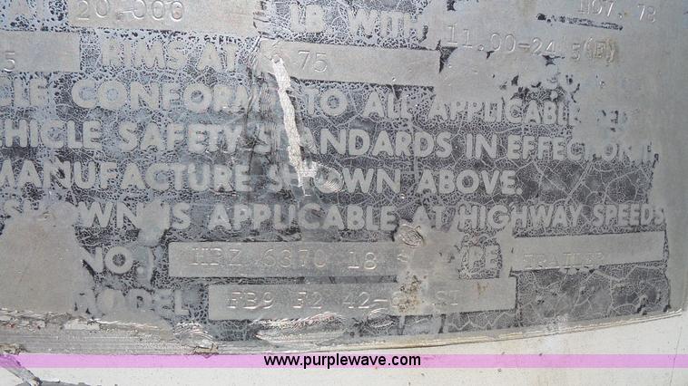 image for item K4524 1979 Fruehauf FB9-F2-42-6-ST dry van trailer