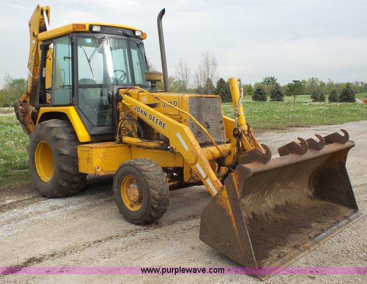 image for item K4589 1992 John Deere 310D backhoe