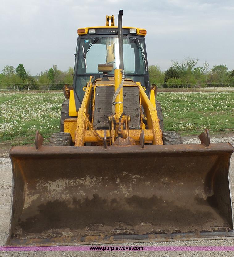 image for item K4589 1992 John Deere 310D backhoe