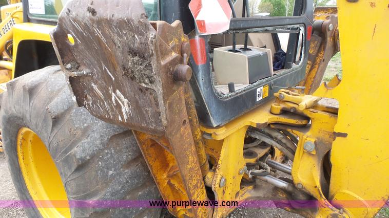 image for item K4589 1992 John Deere 310D backhoe