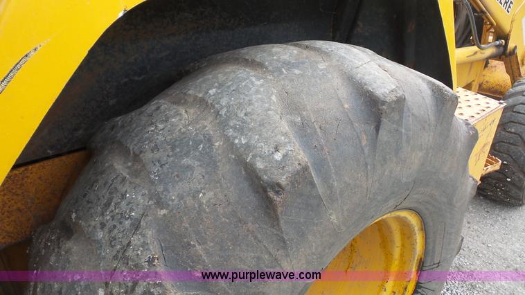 image for item K4589 1992 John Deere 310D backhoe