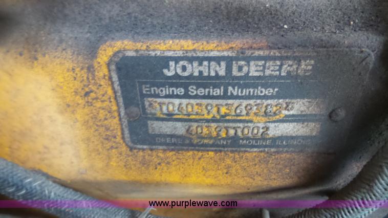 image for item K4589 1992 John Deere 310D backhoe