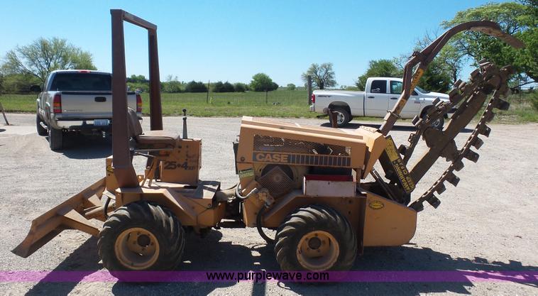 image for item K4597 Case 25+4XP trencher