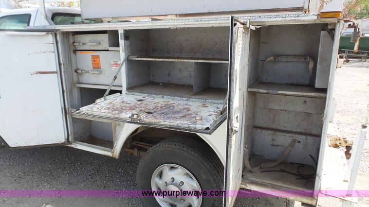 image for item K4605 1994 Chevrolet 2500HD utility truck