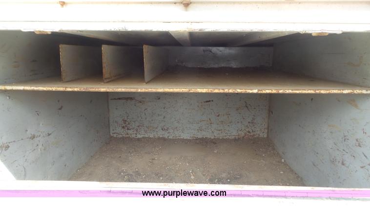 image for item K4605 1994 Chevrolet 2500HD utility truck