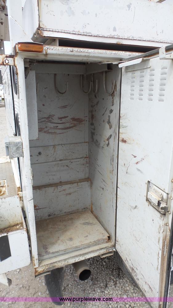 image for item K4605 1994 Chevrolet 2500HD utility truck