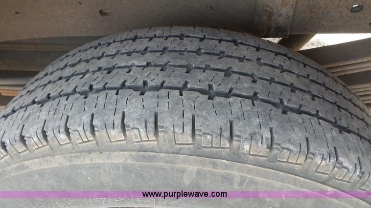 image for item K4605 1994 Chevrolet 2500HD utility truck