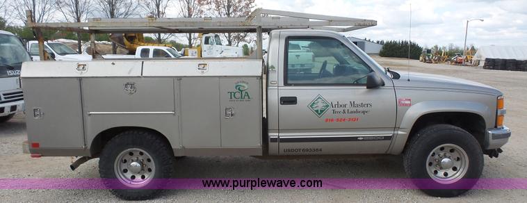 image for item K4606 1998 Chevrolet 2500 utility truck