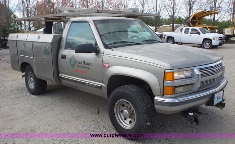 image for item K4606 1998 Chevrolet 2500 utility truck
