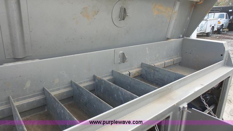 image for item K4606 1998 Chevrolet 2500 utility truck